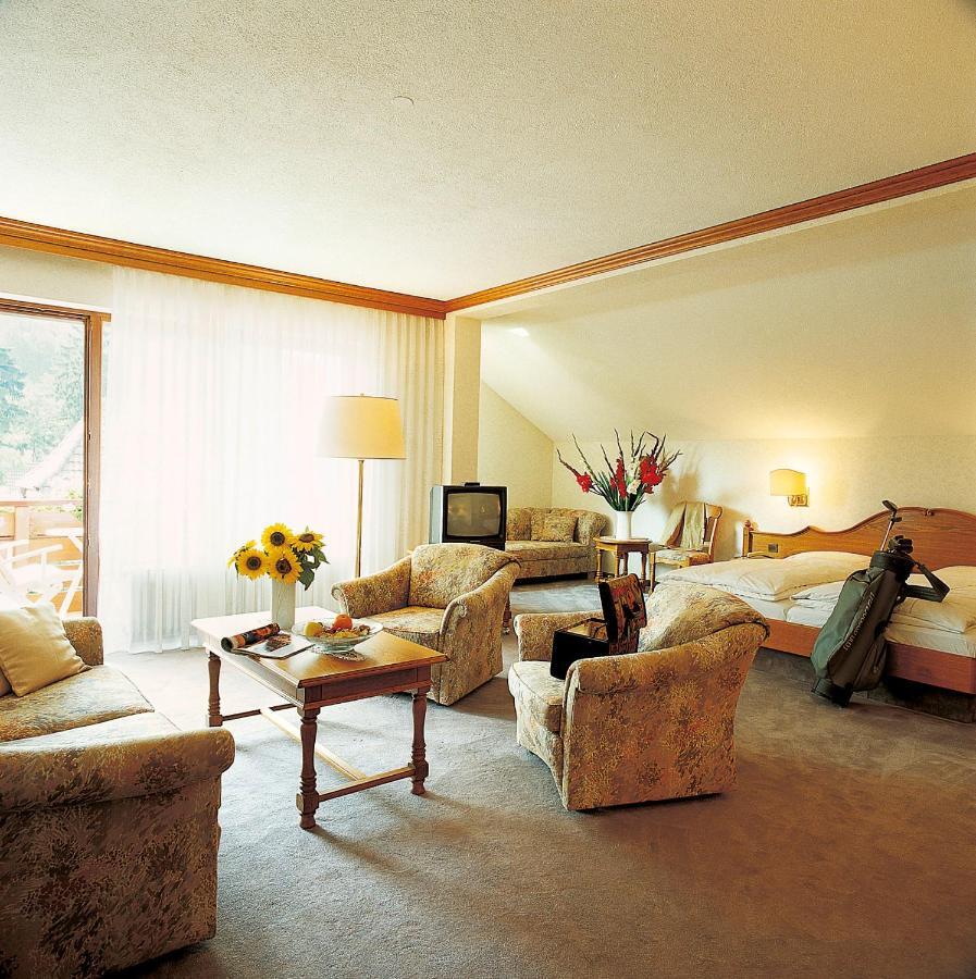 Hotel Garni Zur Weserei Кандерн Екстериор снимка
